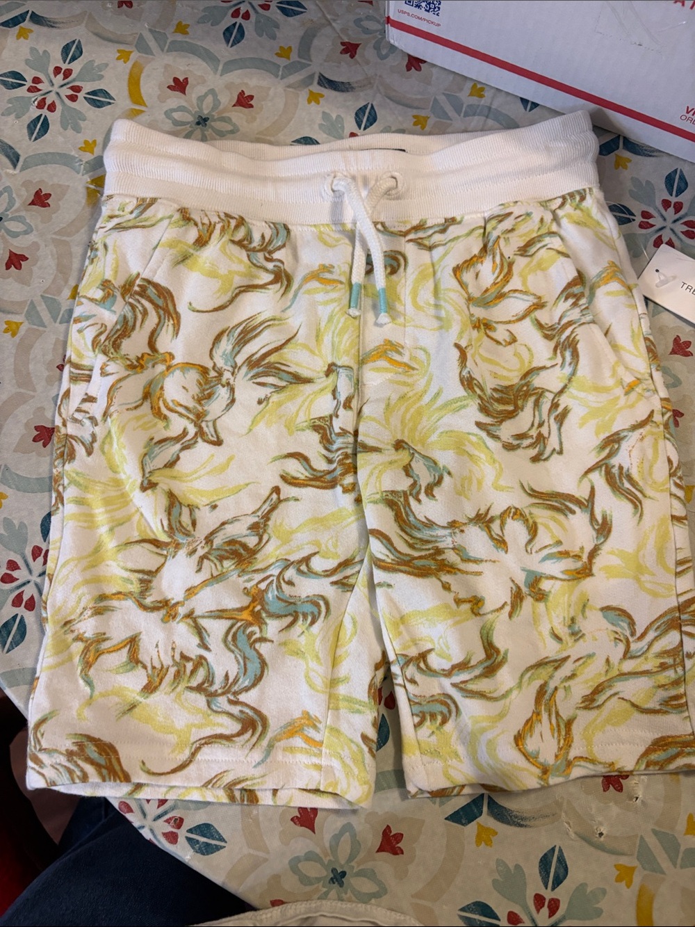Treasure & Bond White Terry Swim Trunks with Yellow, Brown & Blue Floral Swirl